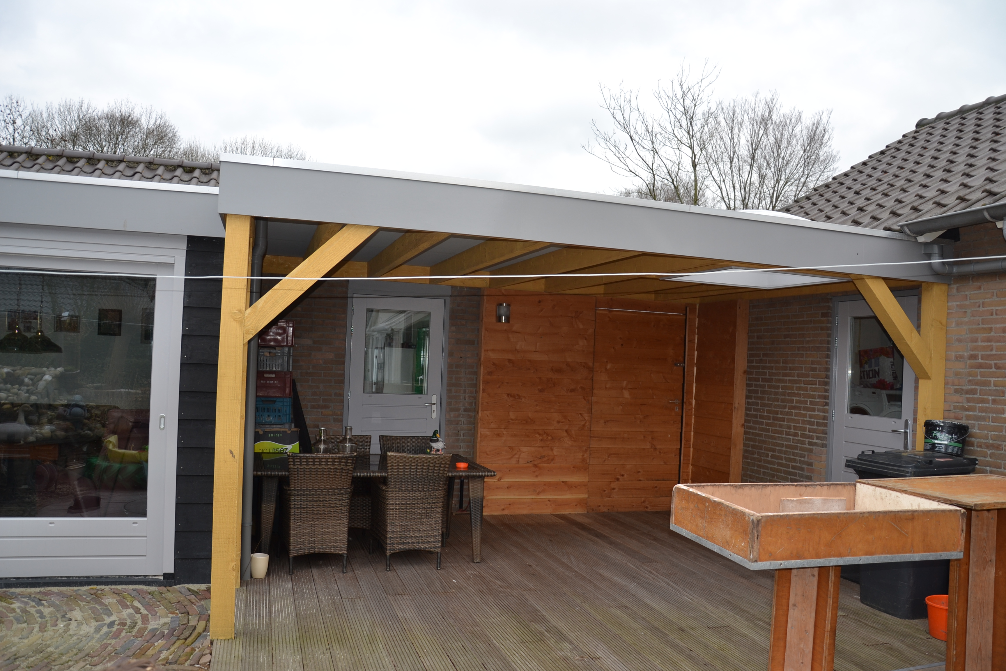 Project: Luxe overkapping met lichtkoepel en vlonder